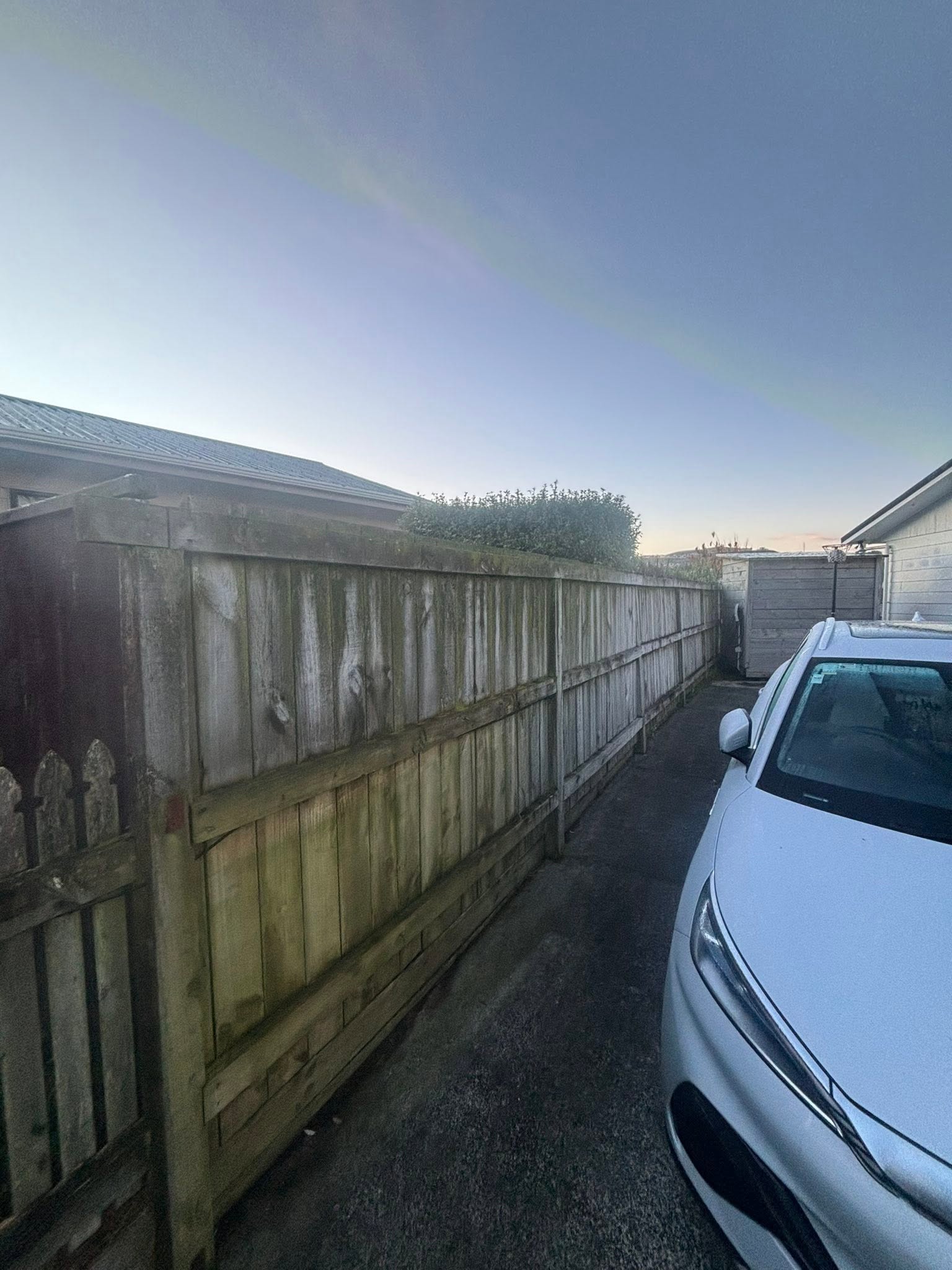 Fencing, Left Hand Construction